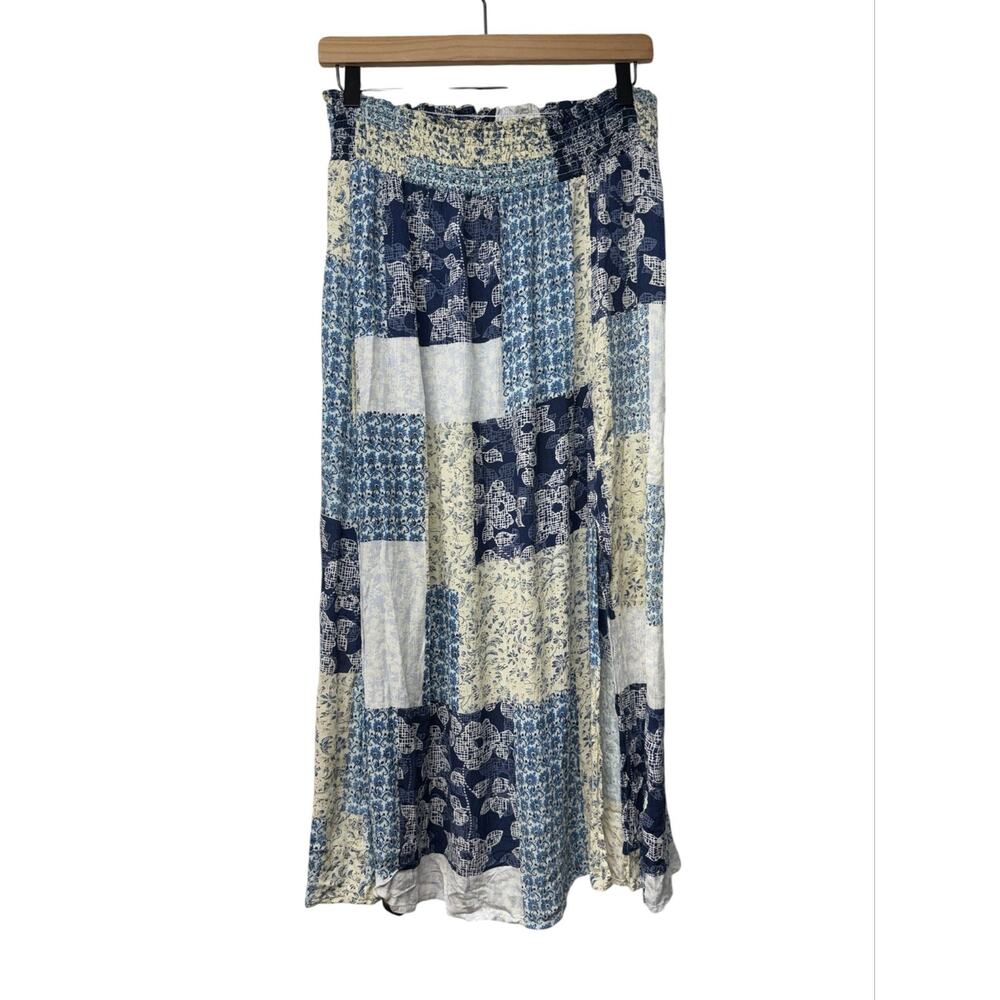 Urban Outfitters Size Medium Soft Crinkle Blue White Patchwork Print Midi Skirt